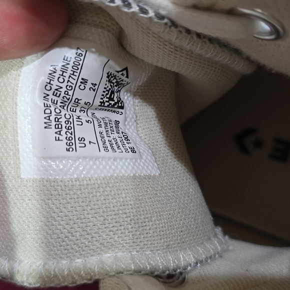 Chuck Taylor All Star Glitter Sneakers - Picture 5 of 8